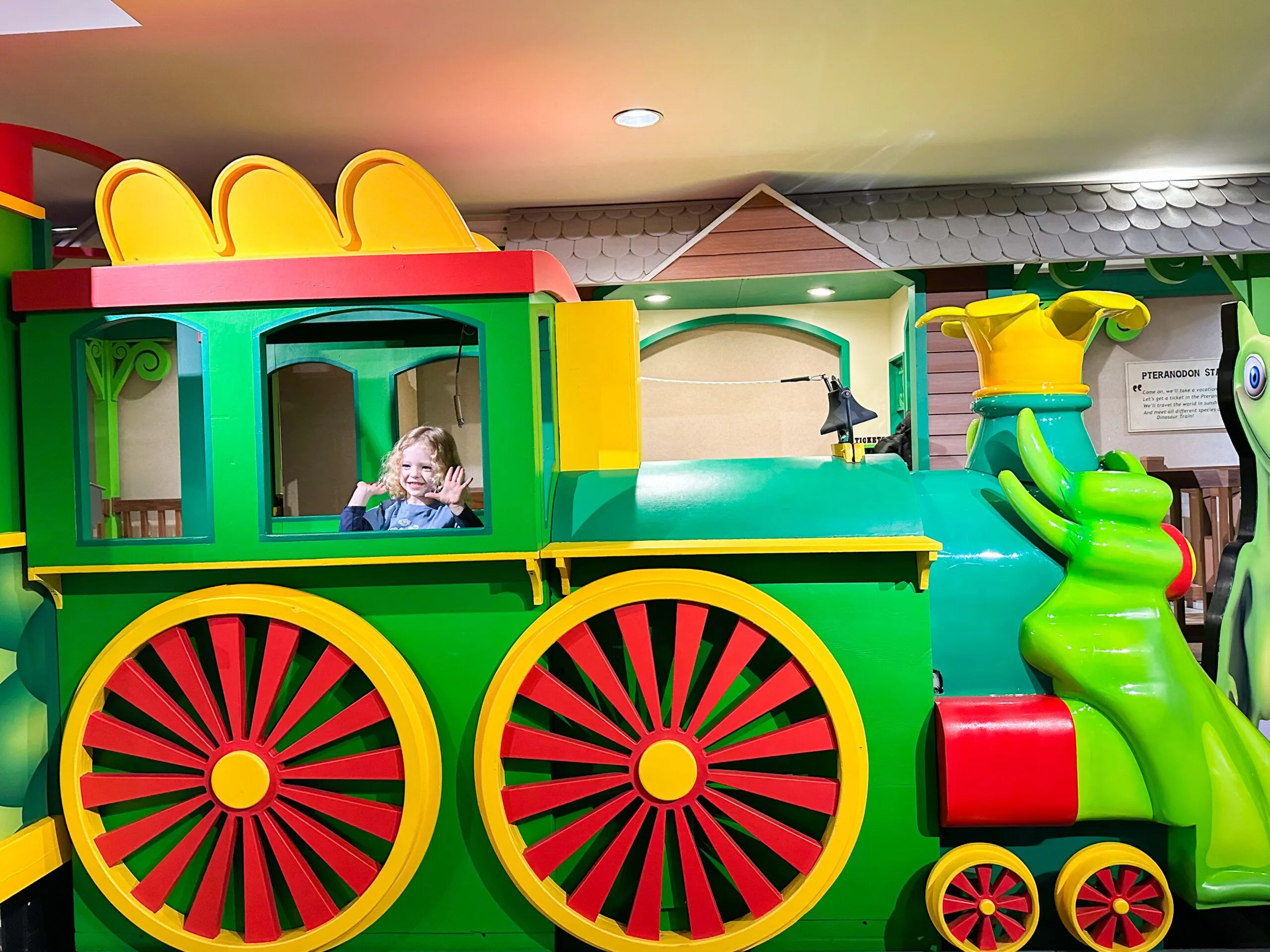 dino train side