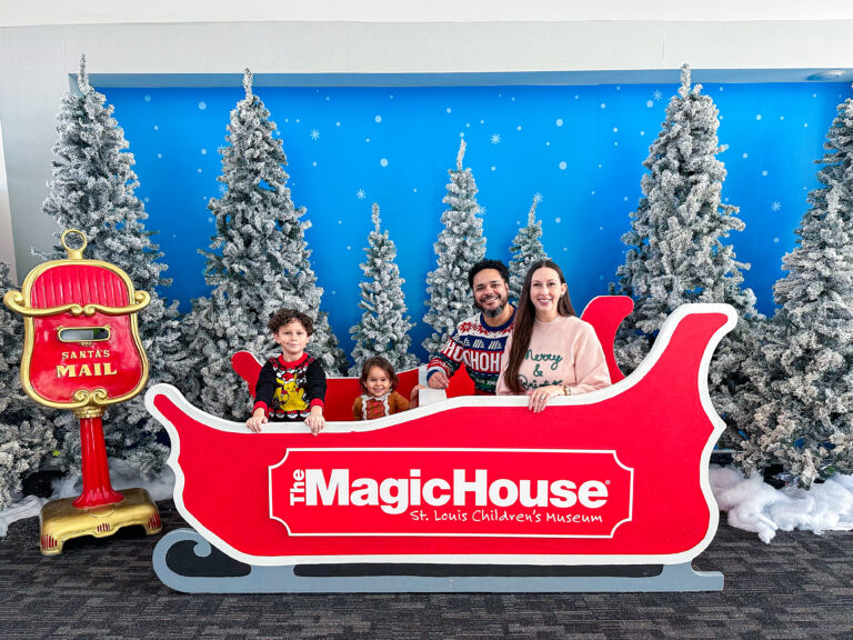 Santa's sleigh, family photo, trees, Santa mailbox